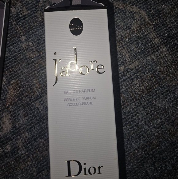 Dior - Picture 2 of 2